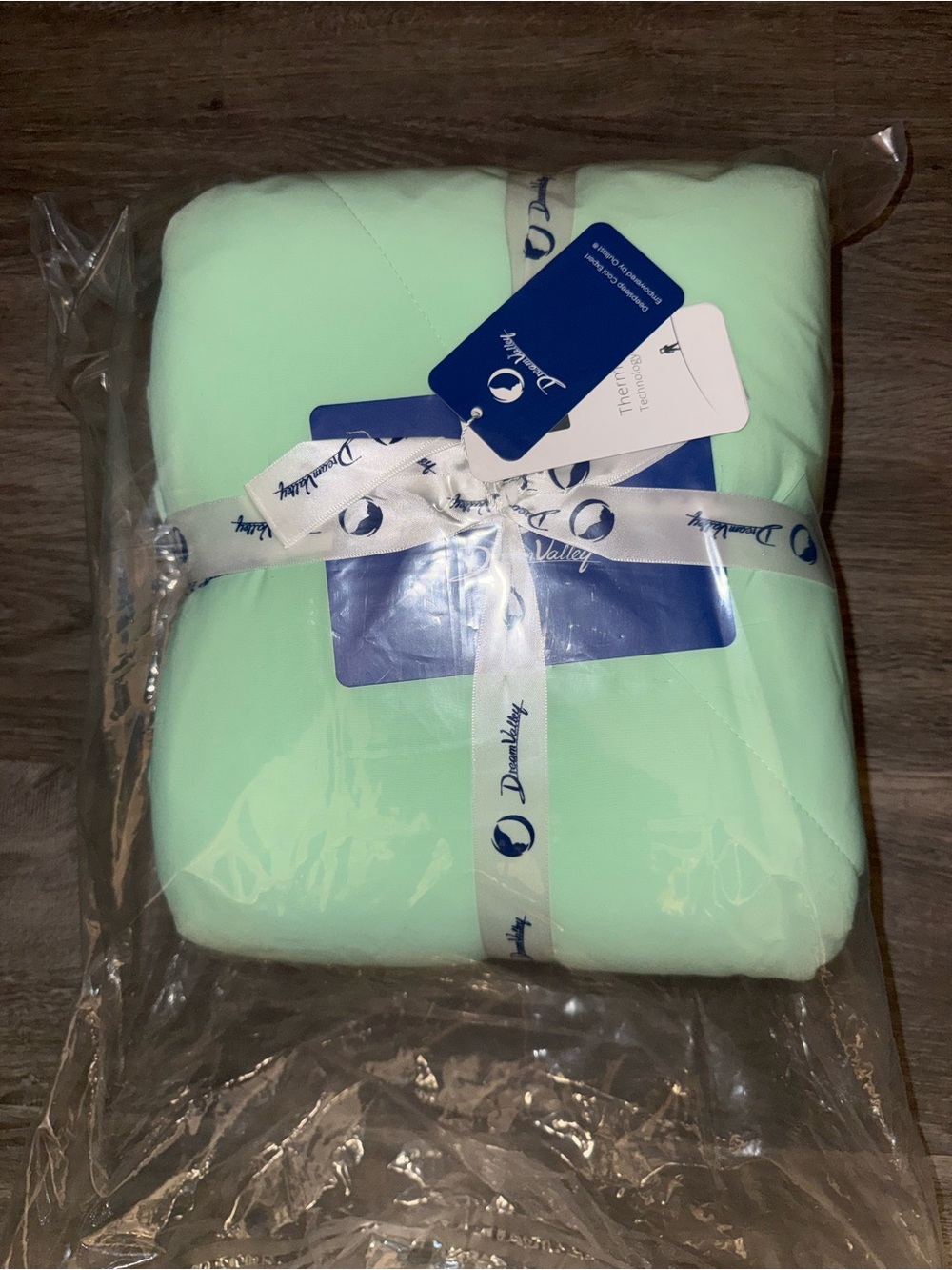 Lily Mint Green Quilted Home Bedding Throw